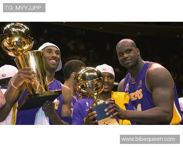 2012年洛杉矶湖人队与雷霆的激烈对决回顾与分析