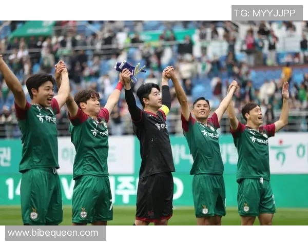 大田地铁与蔚山现代激战正酣谁能在这场较量中笑到最后 大田地铁与蔚山现代激战正酣谁能在这场较量中笑到最后